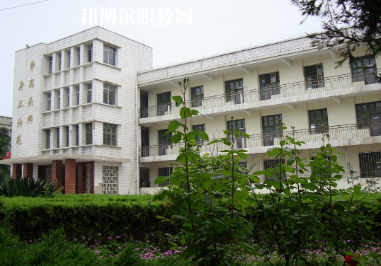安徽霍邱師范學(xué)校2020年報(bào)名條件、招生要求、招生對(duì)象