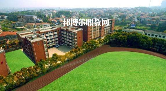 鄭州科技中等專業(yè)學(xué)校2021年報名條件、招生要求、招生對象