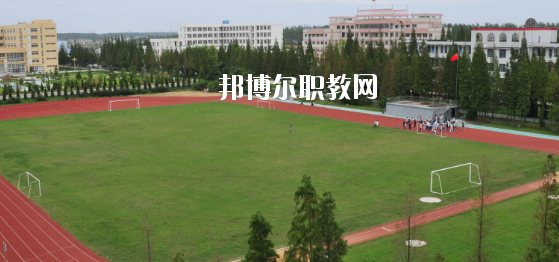 柳州市制劑醫(yī)藥技工學(xué)校2020年報(bào)名條件、招生要求、招生對(duì)象 