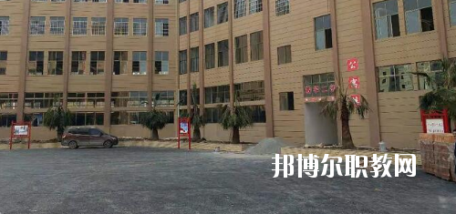 貴州航空工業(yè)技師學(xué)院樂(lè)灣校區(qū)怎么樣、好不好