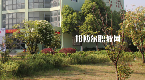 合肥騰飛學(xué)校2020年報(bào)名條件、招生要求、招生對象