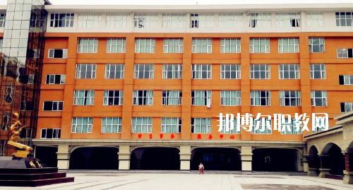 貴州護理職業(yè)技術(shù)學(xué)院(中職部)2020年報名條件、招生要求、招生對象
