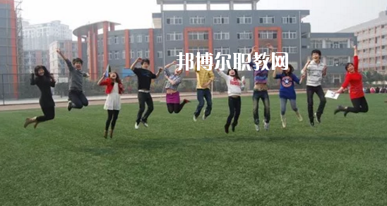 泊頭京泊職業(yè)技術(shù)學(xué)校2020年學(xué)費(fèi)、收費(fèi)多少