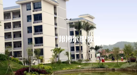 惠州商貿(mào)旅游高級職業(yè)技術(shù)學(xué)校2020年學(xué)費、收費多少