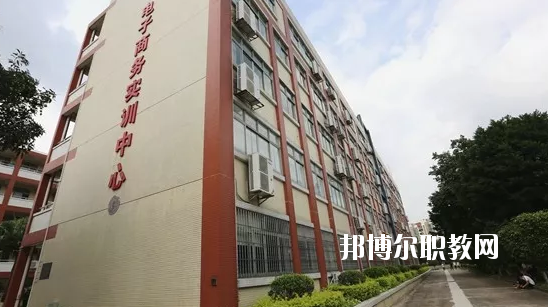 佛山順德區(qū)李偉強職業(yè)技術學校網站網址