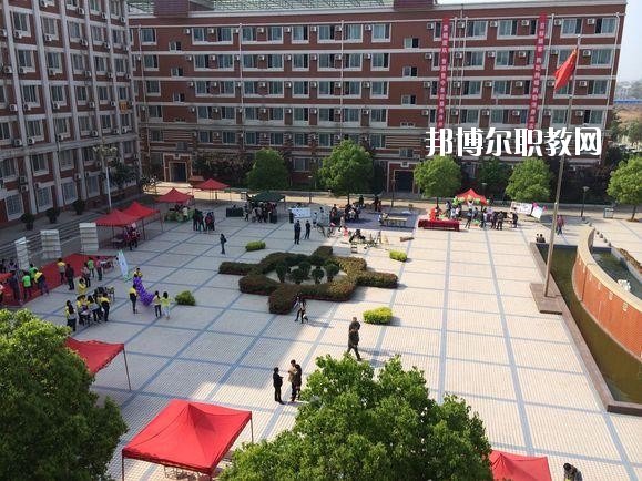鄭州市財經(jīng)學校2021年報名條件、招生要求、招生對象