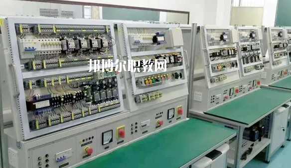 梅州五洲學(xué)校2020年報名條件、招生要求、招生對象