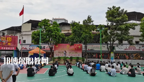 梅州機(jī)械技工學(xué)校2020年報(bào)名條件、招生要求、招生對(duì)象