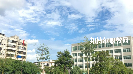 梅縣技工學(xué)校2020年報(bào)名條件、招生要求、招生對(duì)象