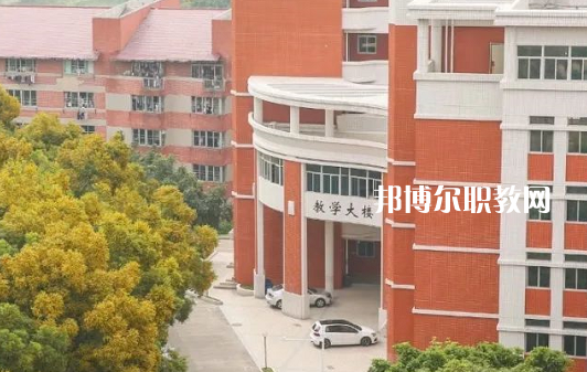 汕頭幼兒師范學(xué)校2021年報名條件、招生要求、招生對象