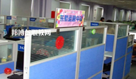 黃山市當(dāng)代職業(yè)學(xué)校2021年報(bào)名條件、招生要求、招生對(duì)象