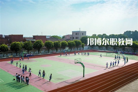 四川服裝藝術(shù)學(xué)校2021年招生錄取分?jǐn)?shù)線(xiàn)