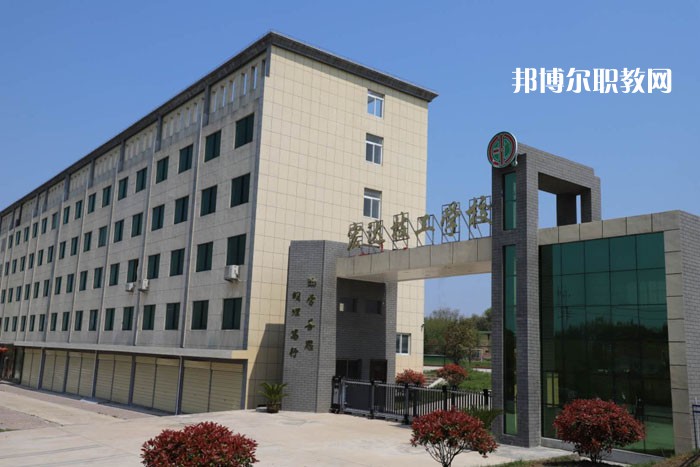 懷寧宏達(dá)技工學(xué)校2021年報(bào)名條件、招生要求、招生對(duì)象