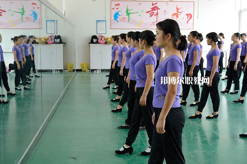 惠水中等職業(yè)學校2021年報名條件、招生要求