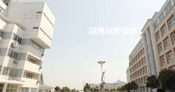安徽紅十字會衛(wèi)生學校2021年報名條件、招生要求、招生對象