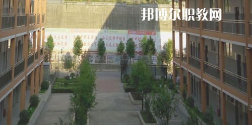 遵義市紅花崗區(qū)經(jīng)濟(jì)職業(yè)技術(shù)學(xué)校2021年報名條件、招生要求、招生對象
