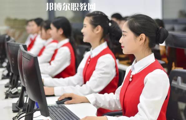 云龍縣民族職業(yè)高級中學(xué)怎么樣、好不好