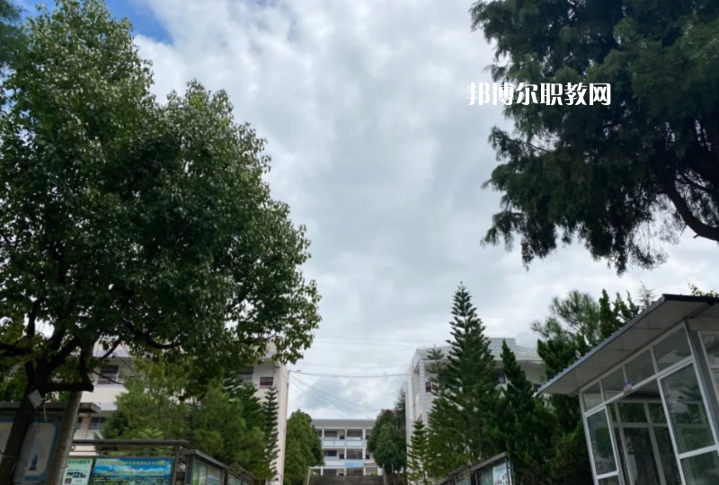 永平縣職業(yè)高級中學2021年報名條件、招生要求、招生對象