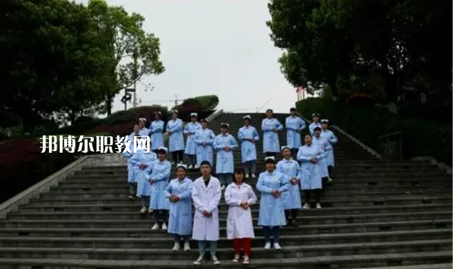威信縣職業(yè)高級(jí)中學(xué)2021年學(xué)費(fèi)、收費(fèi)多少