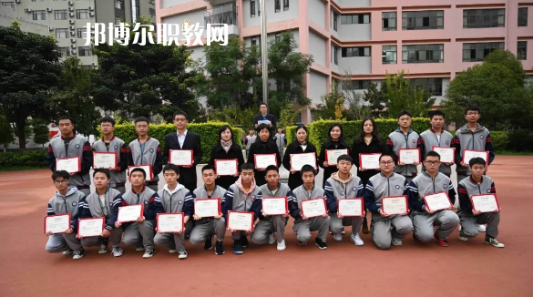 昆明盤龍職業(yè)高級(jí)中學(xué)2021年報(bào)名條件、招生要求、招生對(duì)象