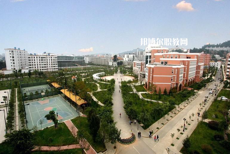 云南財經(jīng)學校2021年報名條件、招生要求、招生對象