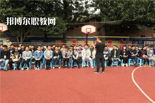 四川省彝文學(xué)校2021年報(bào)名條件、招生要求、招生對(duì)象