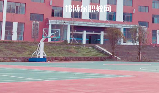 貴州貴陽市商貿(mào)學(xué)校2021年報名條件、招生要求、招生對象