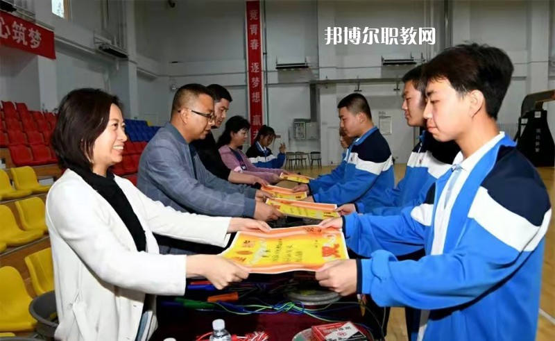 天水麥積區(qū)職業(yè)中等專業(yè)學校2022年學費、收費多少