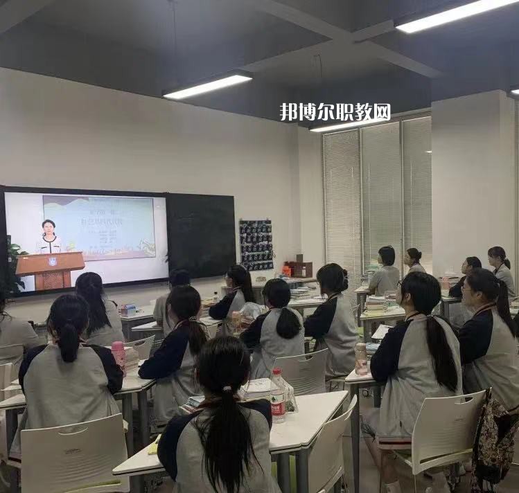 江蘇南京技師學(xué)院2022年報(bào)名條件、招生要求、招生對(duì)象
