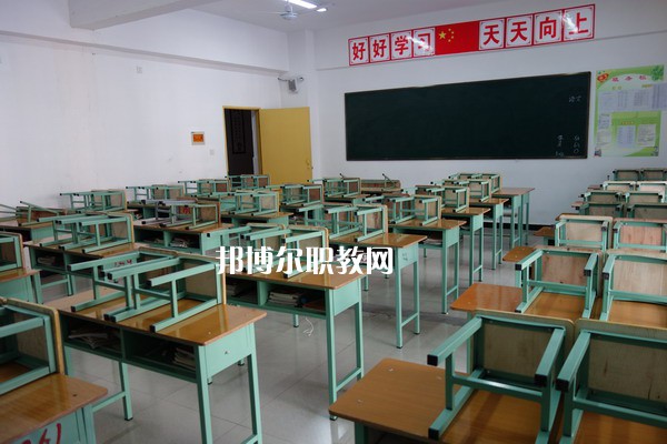重慶聚英技工學(xué)校升學(xué)部怎么樣、好不好