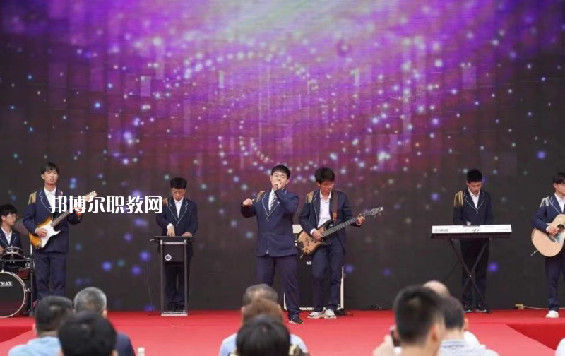 南京中華中等專業(yè)學(xué)校怎么樣、好不好