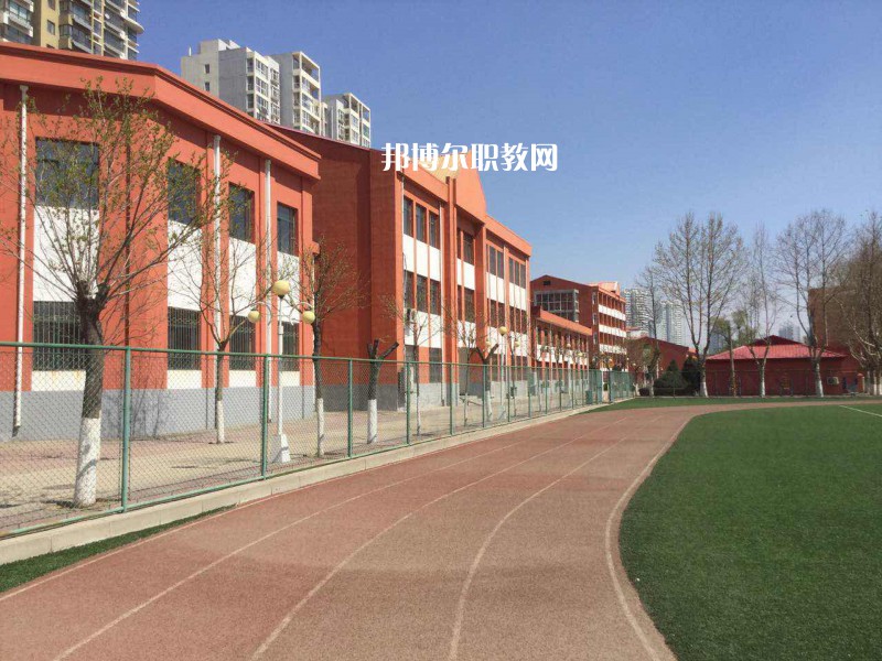 秦皇島渤?？萍贾械葘I(yè)學(xué)校2022年招生簡章