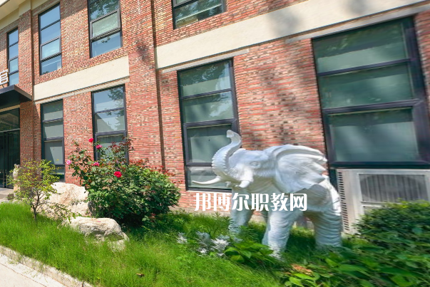 西安萬象職業(yè)中學(xué)2022年報名條件、招生要求、招生對象