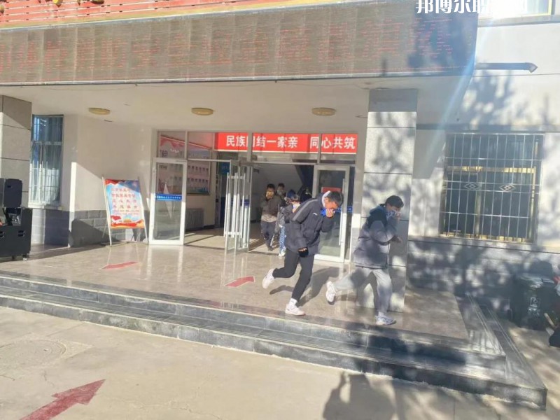 嘉峪關(guān)體育運(yùn)動(dòng)學(xué)校2022年學(xué)費(fèi)、收費(fèi)多少