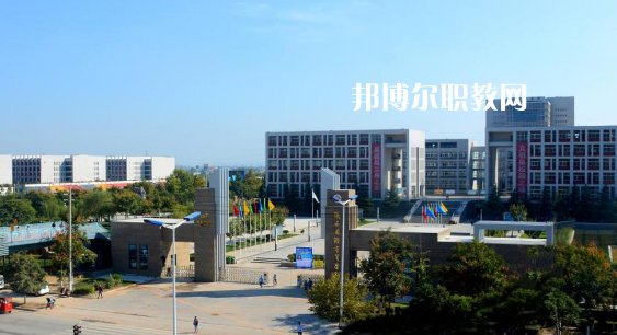 陜西國際商貿(mào)學院附屬中職校2022年報名條件、招生要求、招生對象