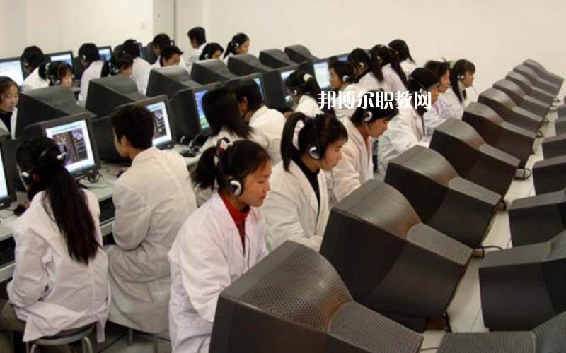 甘南州衛(wèi)生學校2022年招生辦聯系電話