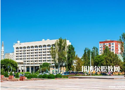 閬中旅游學(xué)校2022年報(bào)名條件、招生要求、招生對(duì)象