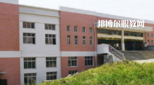 德江中等職業(yè)學(xué)校2022年報(bào)名條件、招生要求、招生對象