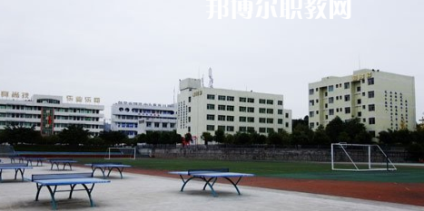 閬中江南高級職業(yè)中學(xué)2022年報名條件、招生要求、招生對象
