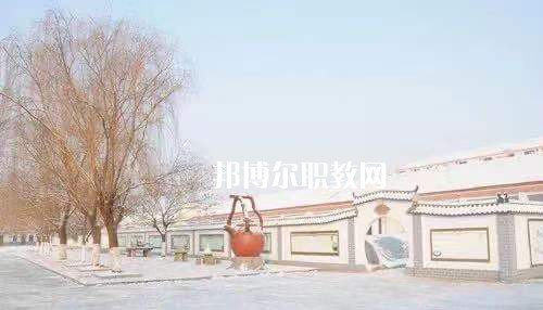 江蘇省金山中等專業(yè)學校2022年報名條件、招生要求、招生對象