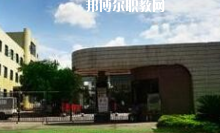 西昌第一職業(yè)技術(shù)中學2022年報名條件、招生要求、招生對象