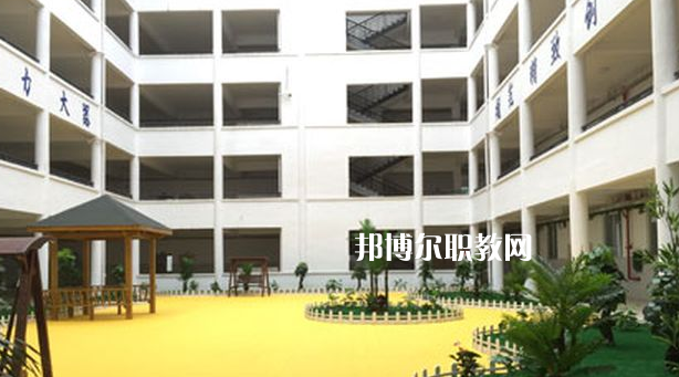 黔東南州德才科技職業(yè)學(xué)校怎么樣、好不好