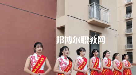 納雍中等職業(yè)學校2022年報名條件、招生要求、招生對象