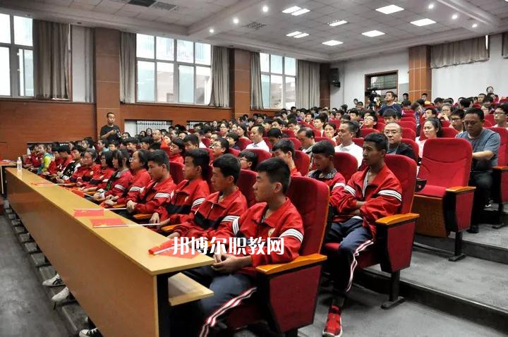 黃陵職業(yè)教育中心2022年報(bào)名條件、招生要求、招生對象