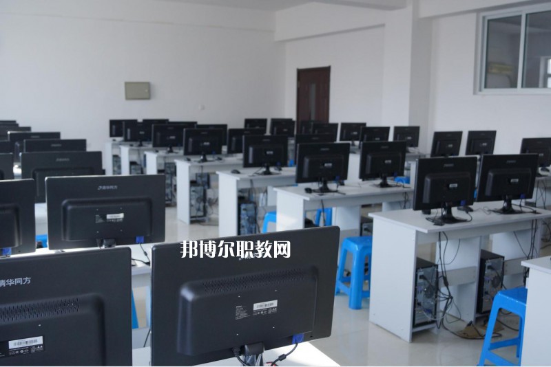 石家莊萬搏中等專業(yè)學(xué)校2022年報名條件、招生要求、招生對象