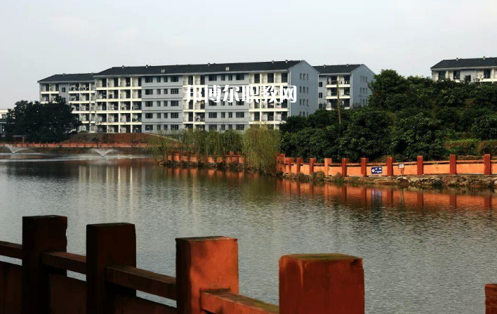 合江少岷職業(yè)技術(shù)學(xué)校怎么樣、好不好