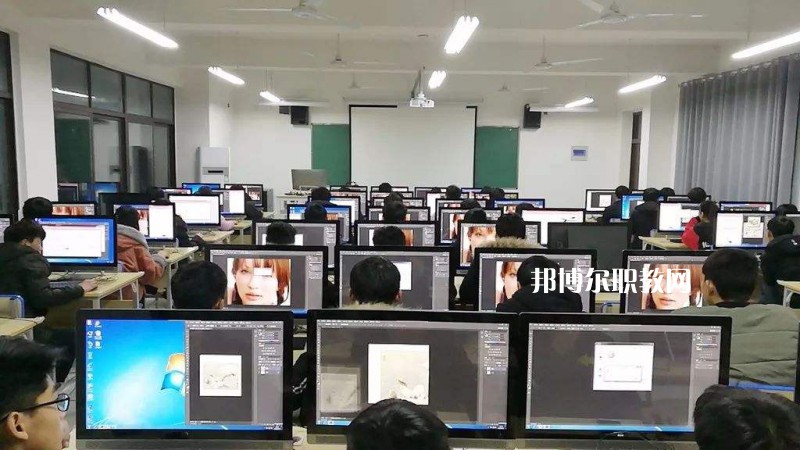 河北交通電視中等專業(yè)學(xué)校2022年學(xué)費(fèi)、收費(fèi)多少