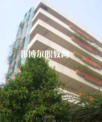 肇慶衛(wèi)生學(xué)校2022年報(bào)名條件、招生要求、招生對(duì)象