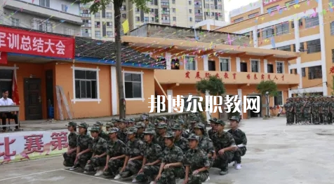 黔東南州工業(yè)學(xué)校2022年報(bào)名條件、招生要求、招生對象