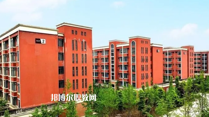 樂山醫(yī)藥科技學(xué)校2022年報名條件、招生要求、招生對象